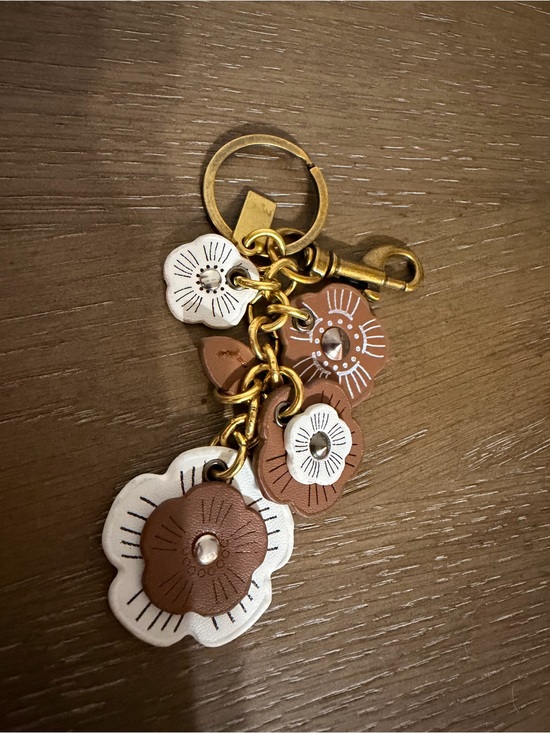 Accessories - Floral Leather Charm Bag Charm/Keychain - Brown & White